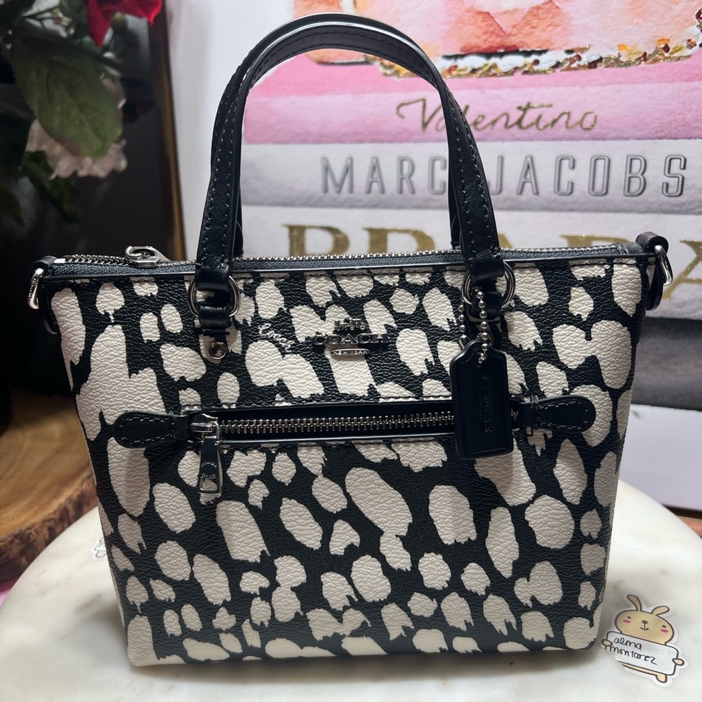 Coach Mini Gallery Crossbody spotted animal print black/chalk NWOT